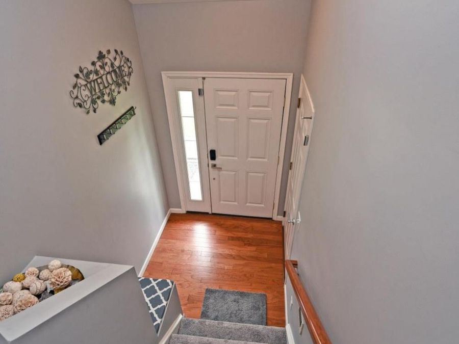 7302 Bridge Point Drive, Cincinnati, OH 45248 Photo 7