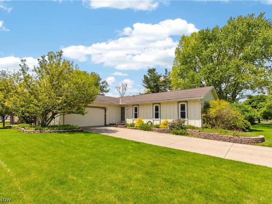 3519 Monterey Circle , Brunswick, OH 44212 Photo 1