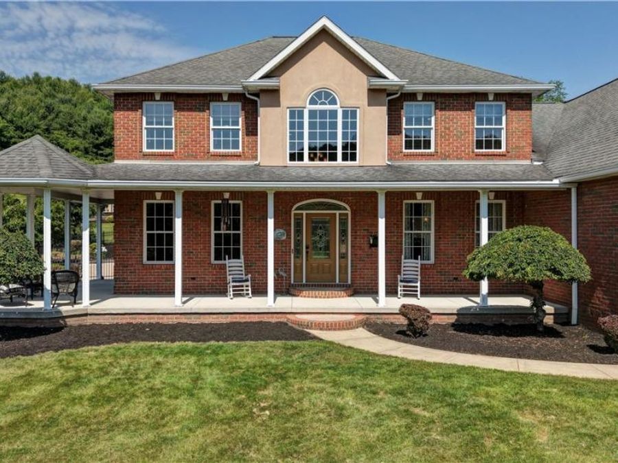 4182 Roemer Drive , Dover, OH 44622 Photo 1