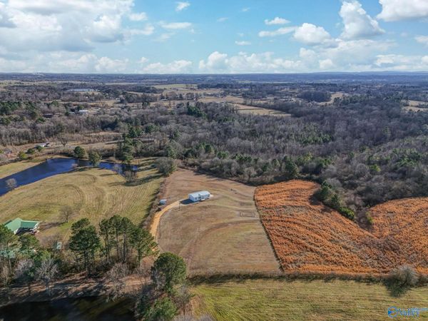 406 County Road 846, Crossville, AL 35962