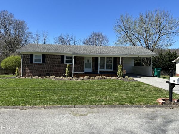 106 Buffalo Court, Erwin, TN 37650