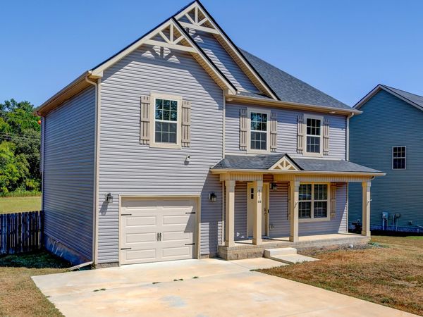 501 Vale Ct , Clarksville, TN 37042