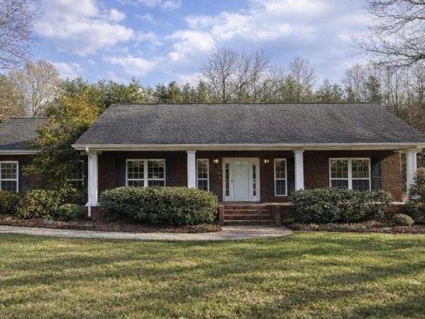 268 County Road 545 , Englewood, TN 37329