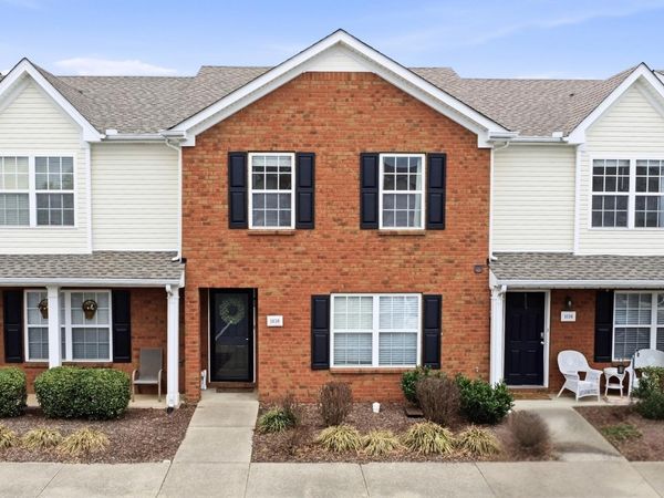 1038 Sitting Bull Xing , Murfreesboro, TN 37128