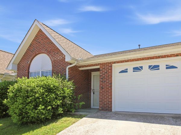 804 Garcia Way , Knoxville, TN 37912