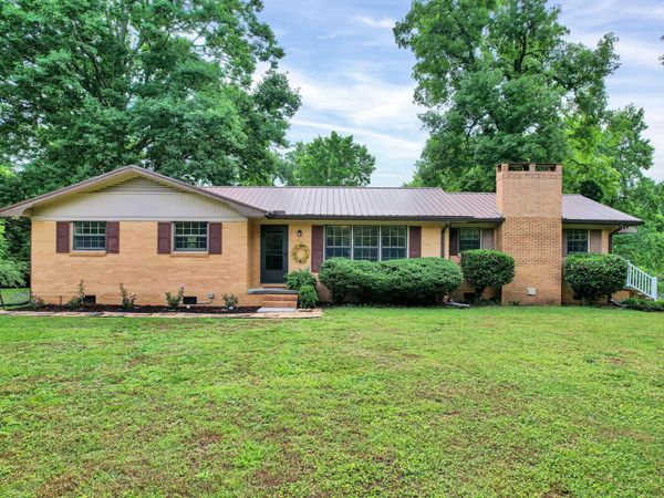 1193 Red Hill Valley Road SE, Cleveland, TN 37323