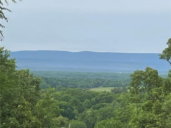 500 N Main , Coal Hill, AR 72832