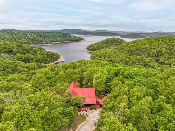 1627 Mundell Road , Eureka Springs, AR 72631