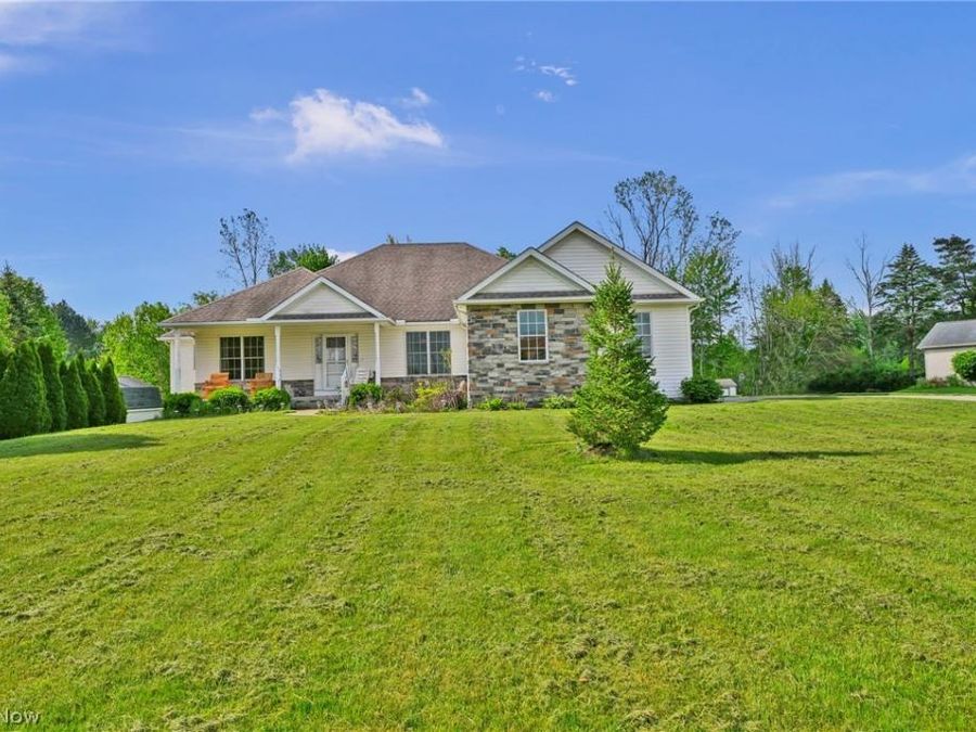 7310 Dunphys Way , Valley City, OH 44280 Photo 1