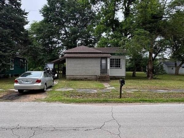 217 Oak St , Trumann, AR 72472