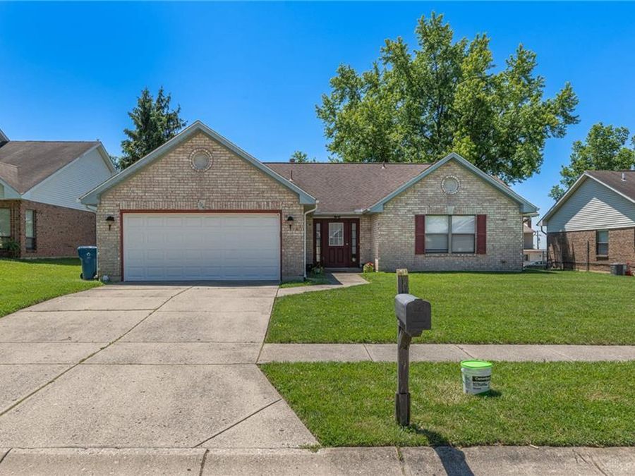 5704 Springgate Court, Huber Heights, OH 45424 Photo 1