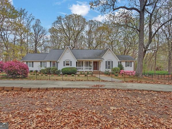 4706 Creek Wood Drive, Gainesville, GA 30507