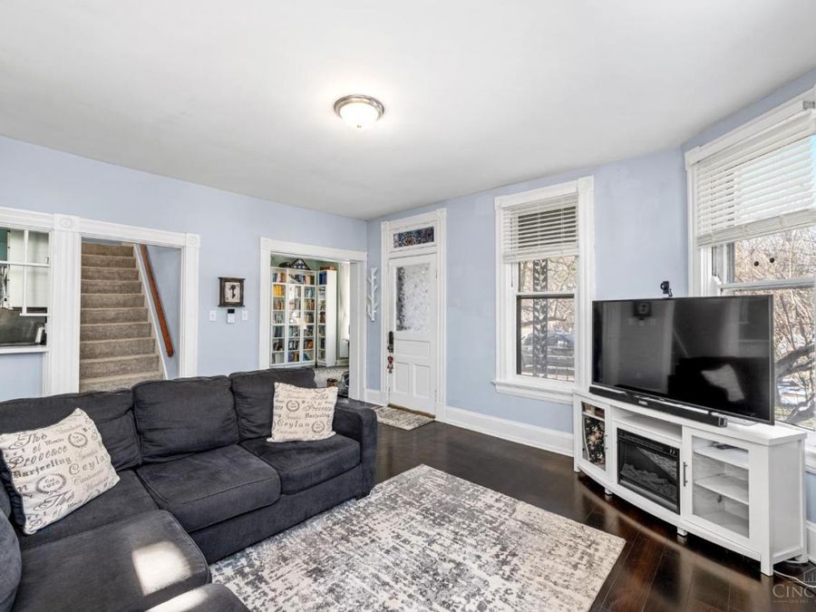 4726 Castle Place, Cincinnati, OH 45227 Photo 4
