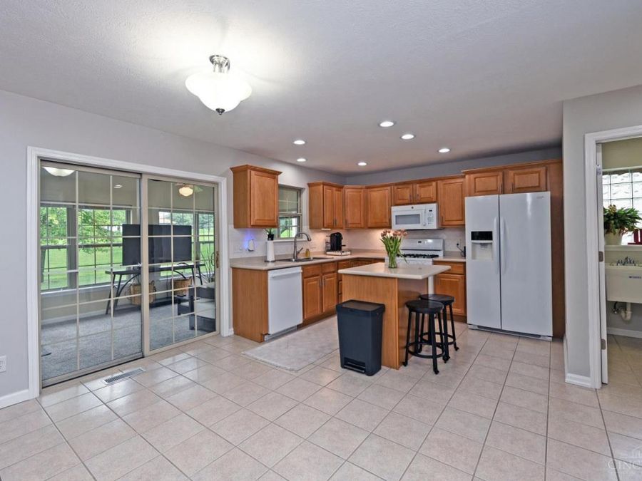 5237 Elk Run Drive, Liberty Township, OH 45011 Photo 11