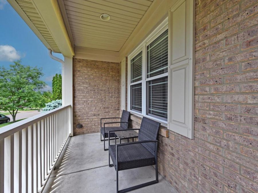 5237 Elk Run Drive, Liberty Township, OH 45011 Photo 2
