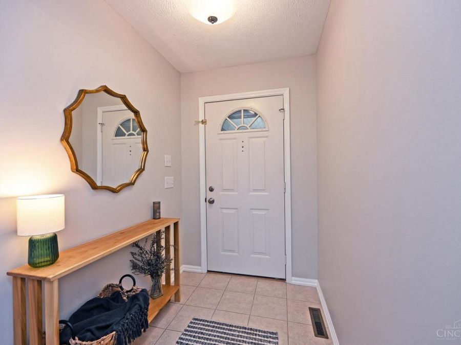 5237 Elk Run Drive, Liberty Township, OH 45011 Photo 3