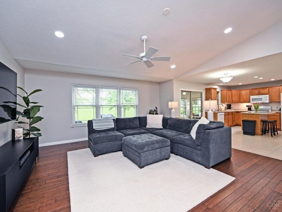 5237 Elk Run Drive, Liberty Township, OH 45011 Photo 7
