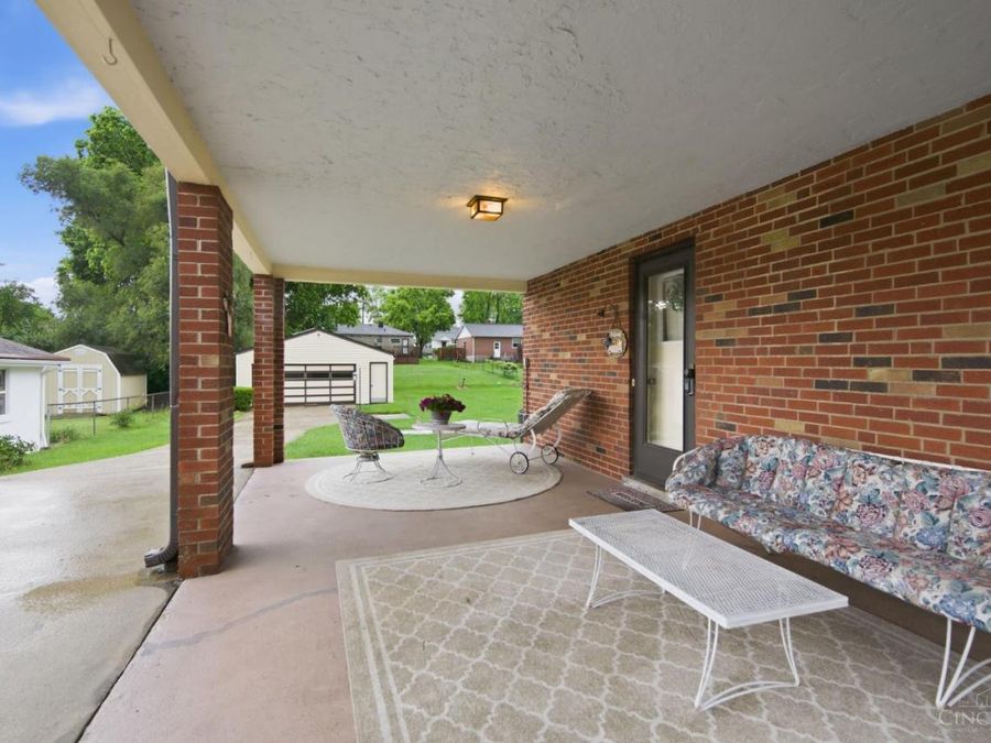 531 W Kemper Road, Springdale, OH 45246 Photo 2