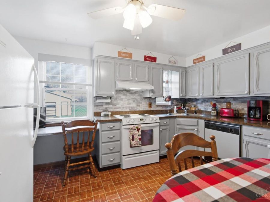 531 W Kemper Road, Springdale, OH 45246 Photo 5