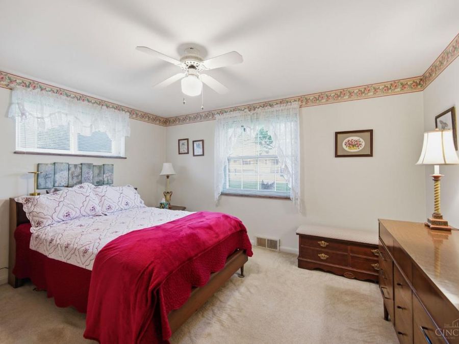 531 W Kemper Road, Springdale, OH 45246 Photo 7