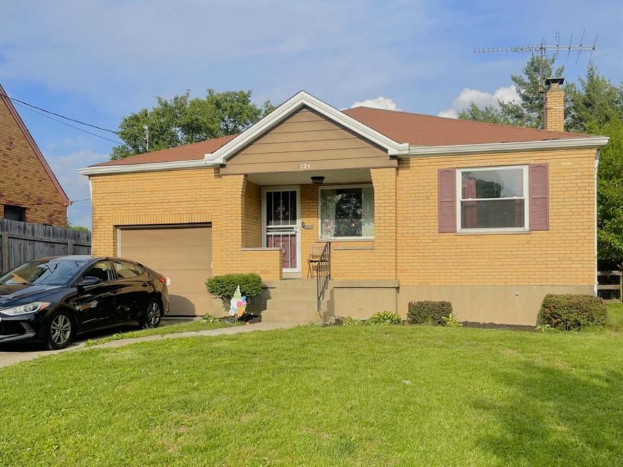 1724 Hillfred Lane, Cincinnati, OH 45238 Photo 1