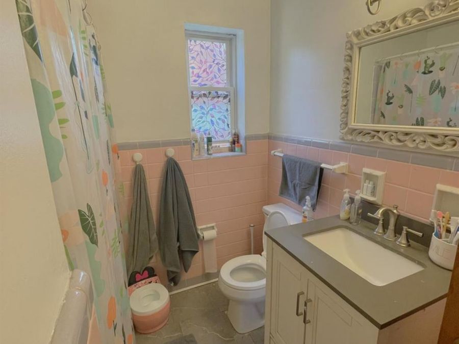 1724 Hillfred Lane, Cincinnati, OH 45238 Photo 8