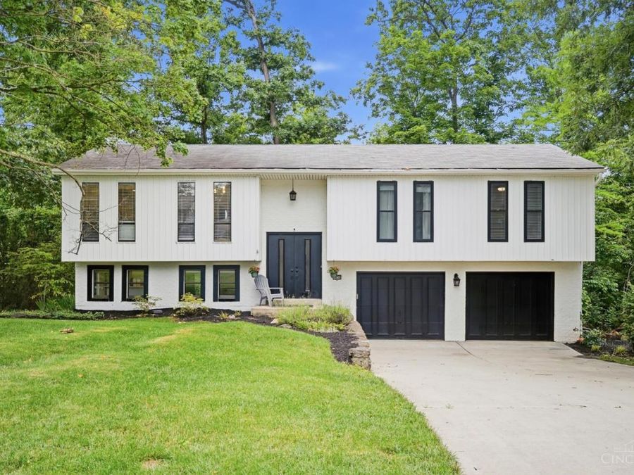 7830 Shadowhill Way, Montgomery, OH 45242 Photo 1