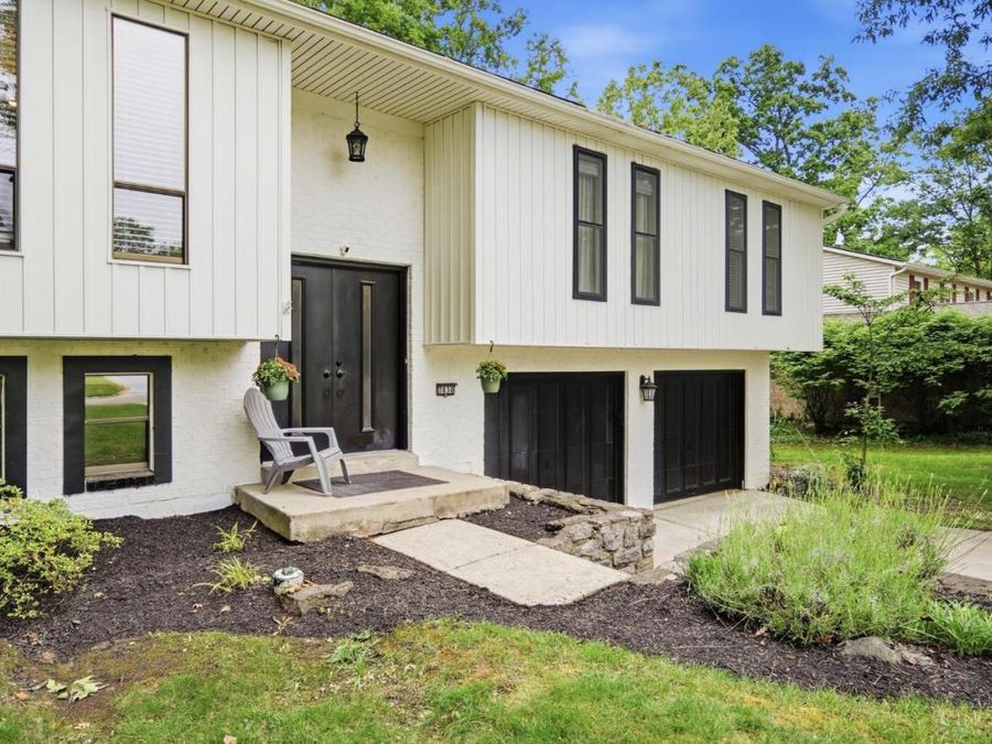 7830 Shadowhill Way, Montgomery, OH 45242 Photo 5