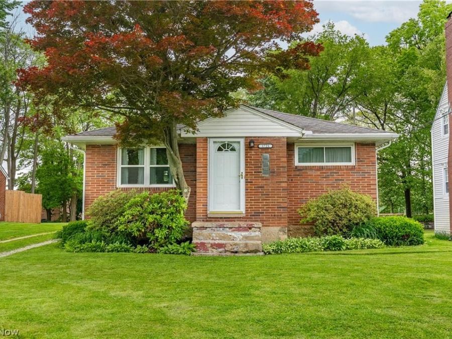 1721 Broad Avenue NW, Canton, OH 44708 Photo 1