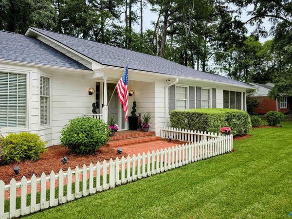 1802 Stratford Road, Decatur, AL 35601
