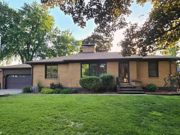 727 Haskell Street, Burlington, IA 52601