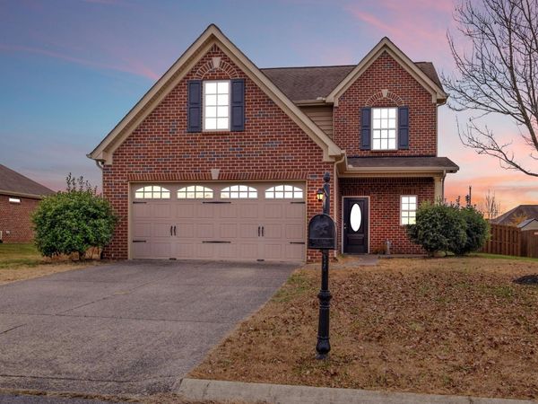 485 Callie Ave , Gallatin, TN 37066