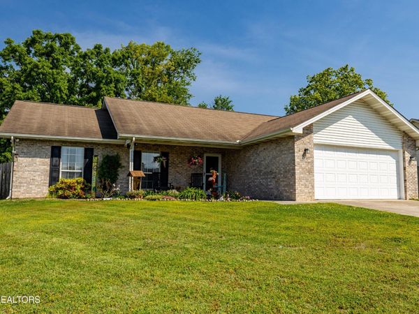 2122 Autumn Oak Circle , Maryville, TN 37801