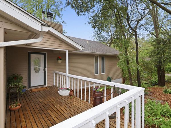 5115 Crestview Heights Court, Bettendorf, IA 52722
