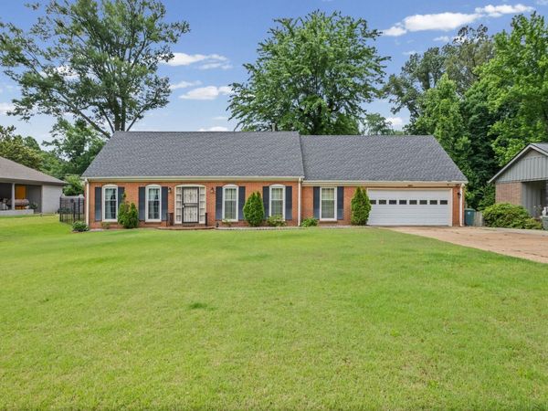 3021 WHITNEY AVE, Memphis, TN 38128