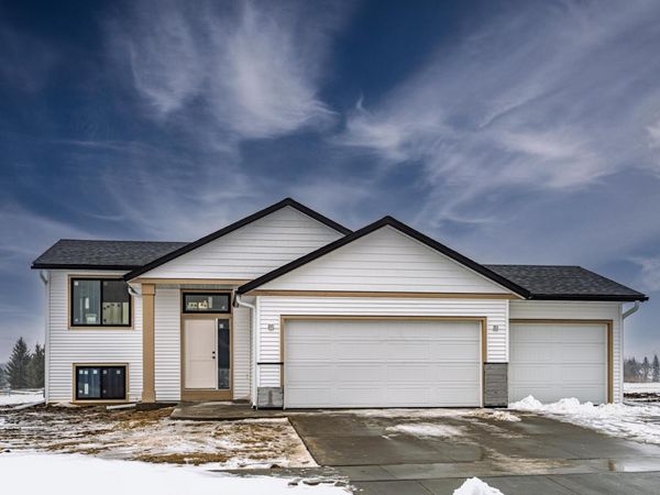 1003 13th Street NW, Kasson, MN 55944