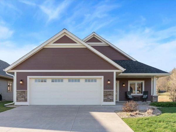 573 Cedar Drive , Lake City, MN 55041