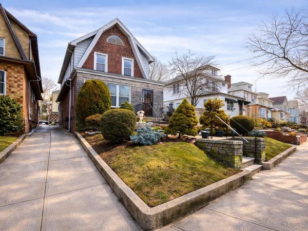 1813 Willow Lane , Bronx, NY 10461