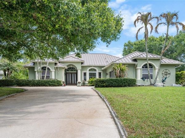 4850 SW Lake Grove Circle , Palm City, FL 34990