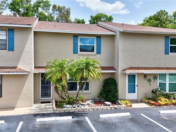 50 SW Blackburn Terrace , Unit 8, Stuart, FL 34997
