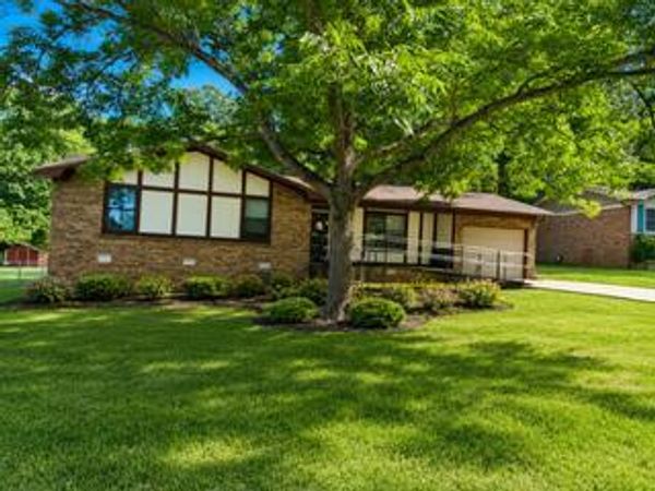 112 Robin Street, Batesville, AR 72501