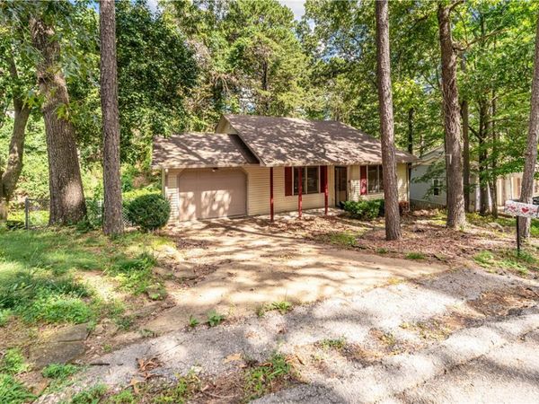 108 E Jay Lane , Eureka Springs, AR 72632