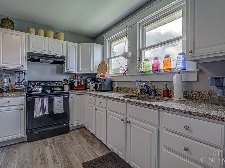 264 Howman Avenue, New Miami, OH 45011 Photo 6