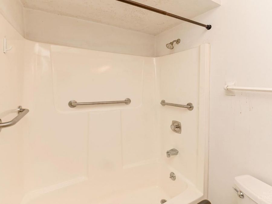 8022 Timbertree Way, West Chester, OH 45069 Photo 37