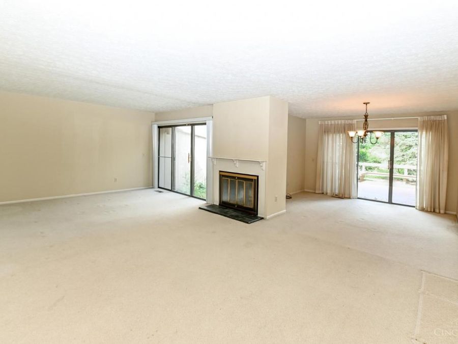 8022 Timbertree Way, West Chester, OH 45069 Photo 4