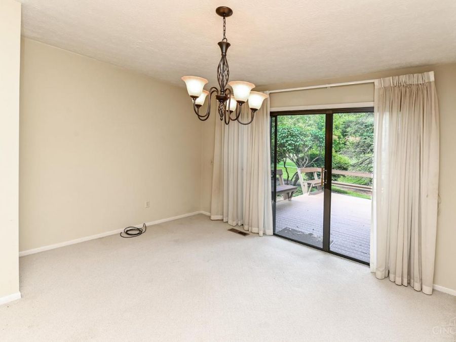 8022 Timbertree Way, West Chester, OH 45069 Photo 7