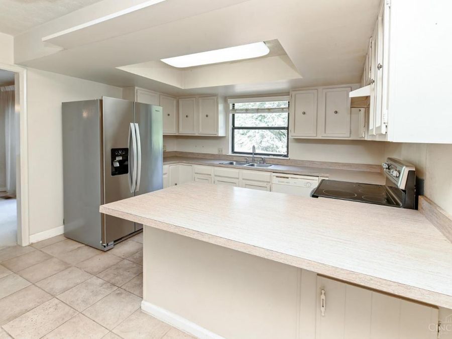 8022 Timbertree Way, West Chester, OH 45069 Photo 9