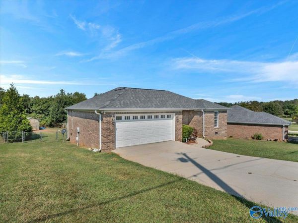 17695 Dement Road, Athens, AL 35611
