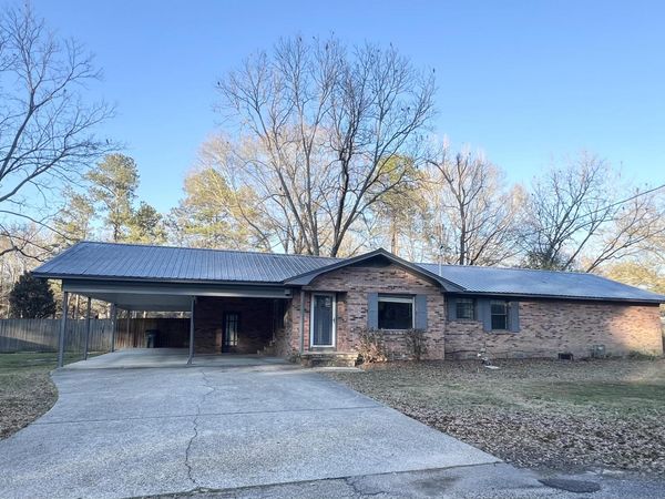 408 Dickey Ln., Columbia, MS 39429