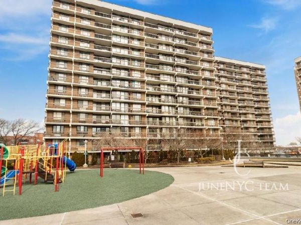152-18 Union Turnpike , Unit 204K, Flushing, NY 11367